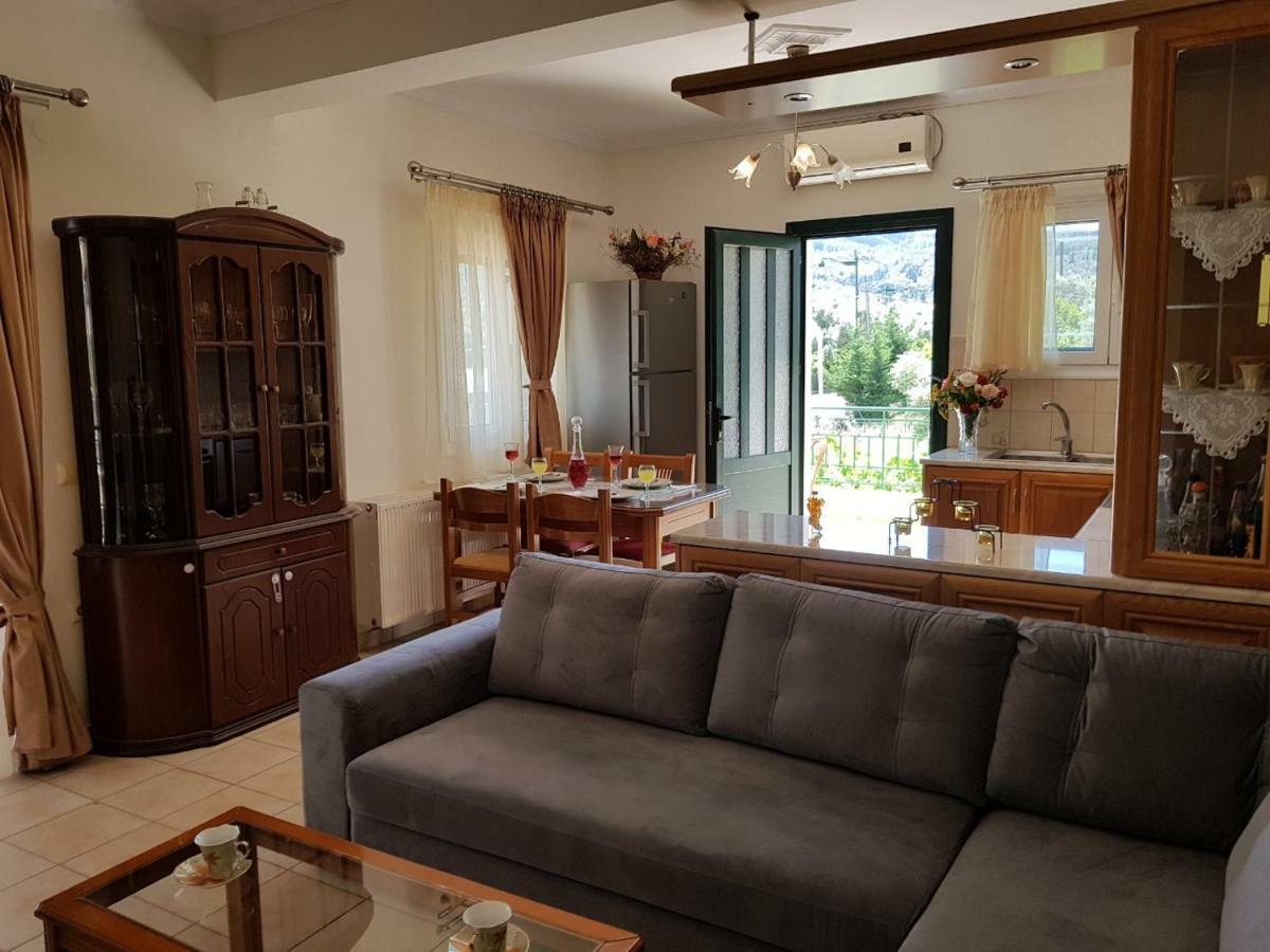 Dionysia Rooms Lefkada City Екстер'єр фото