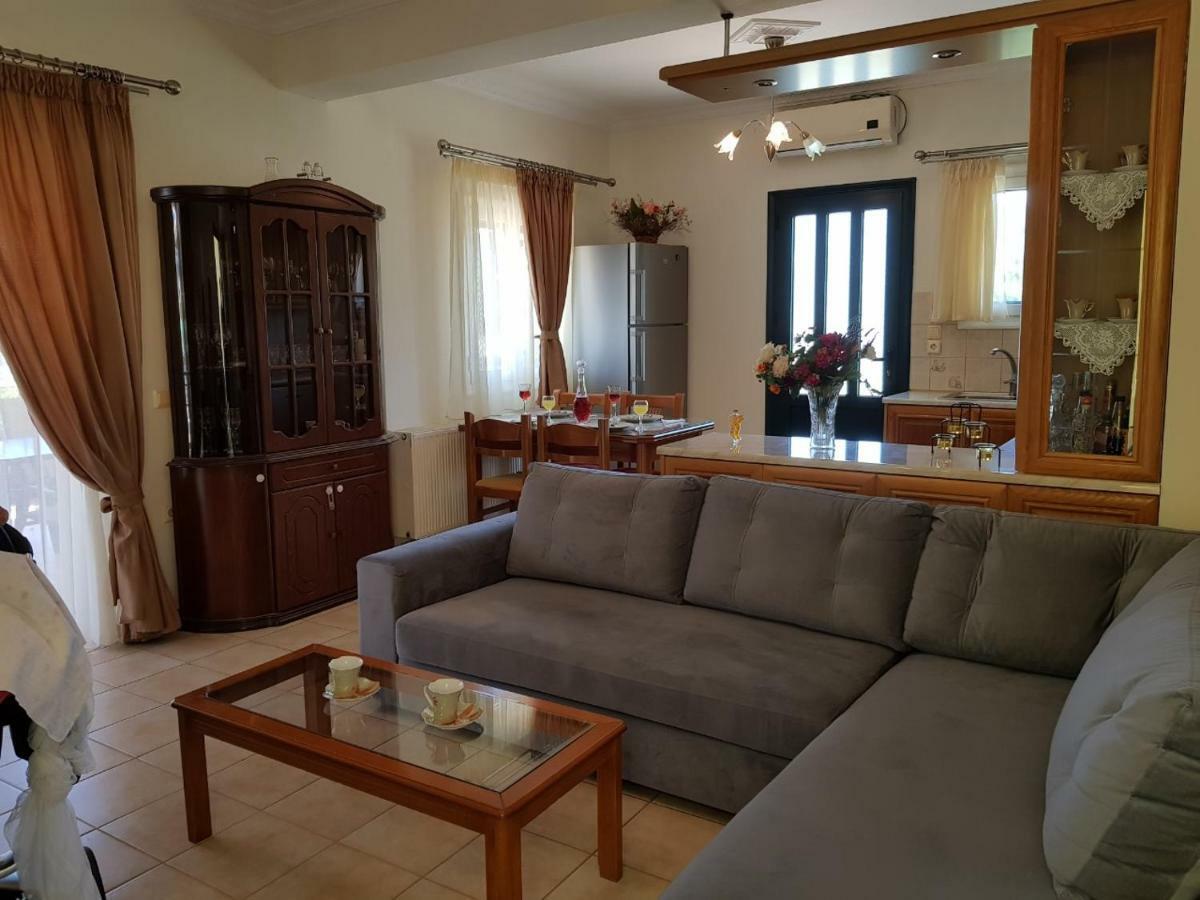 Dionysia Rooms Lefkada City Екстер'єр фото